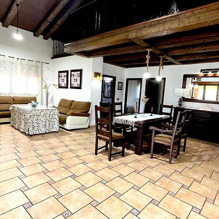 Casa Rural Montes De Trigo Херес де лос Кабайерос Екстериор снимка